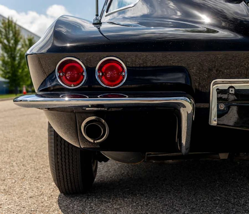 1963 Chevrolet Corvette C2 - Image 15 of 29