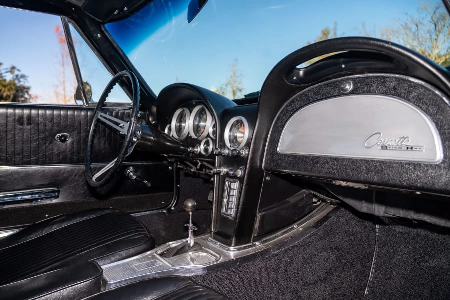1963 Chevrolet Corvette C2 - Image 28 of 31