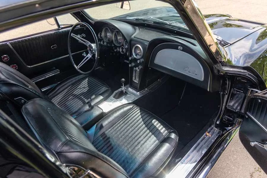 1963 Chevrolet Corvette C2 - Image 17 of 29