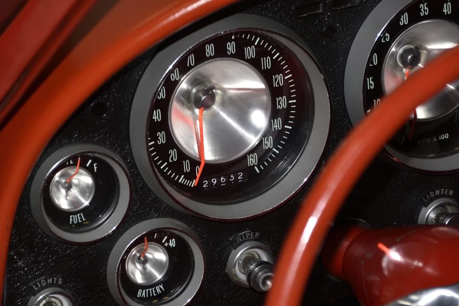 1963 Chevrolet Corvette C2 - Image 25 of 31
