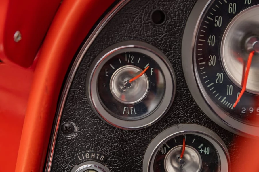 1963 Chevrolet Corvette C2 - Image 27 of 31