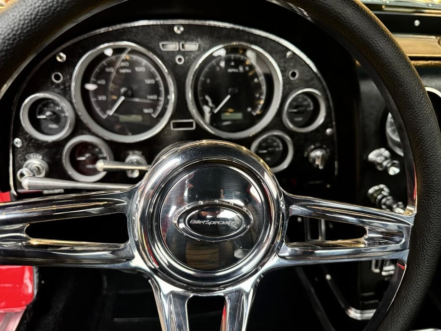 1963 Chevrolet Corvette C2 - Image 11 of 20