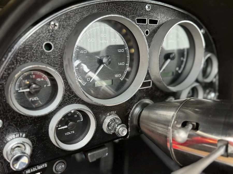 1963 Chevrolet Corvette C2 - Image 13 of 20