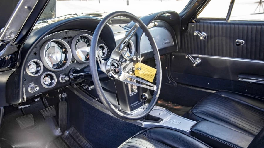 1963 Chevrolet Corvette C2 - Image 4 of 12