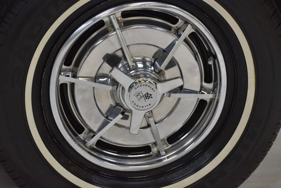 1963 Chevrolet Corvette C2 - Image 18 of 31