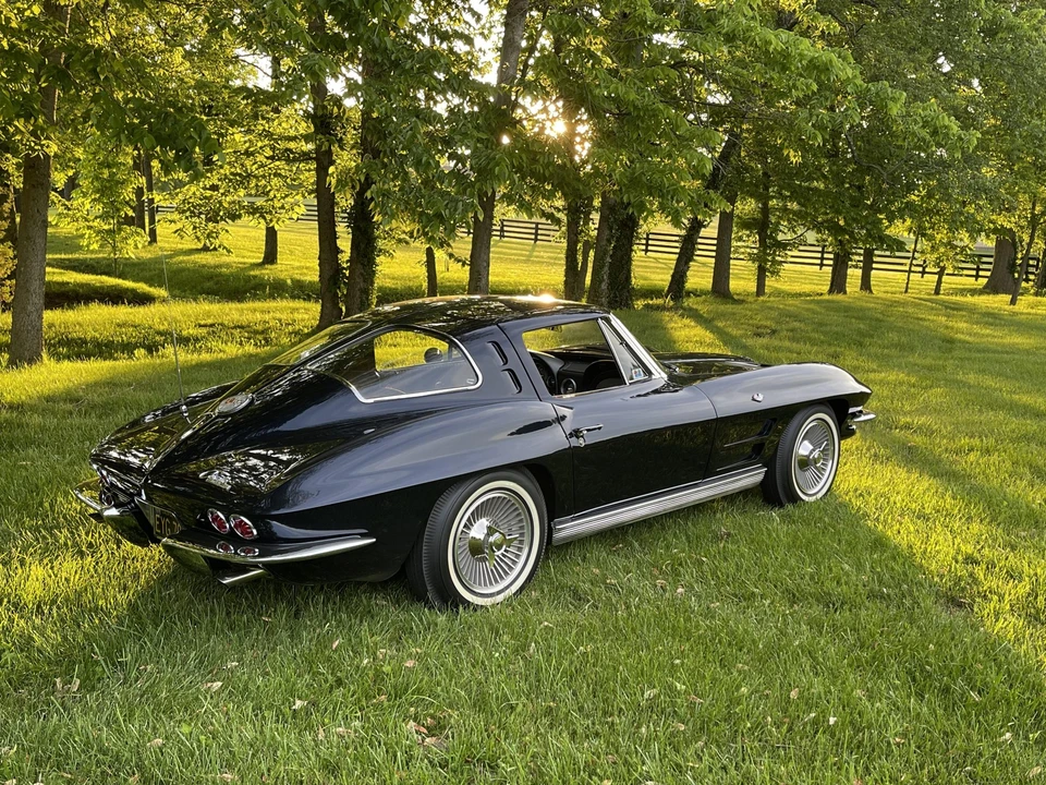 1963 Chevrolet Corvette C2 - Image 13 of 31