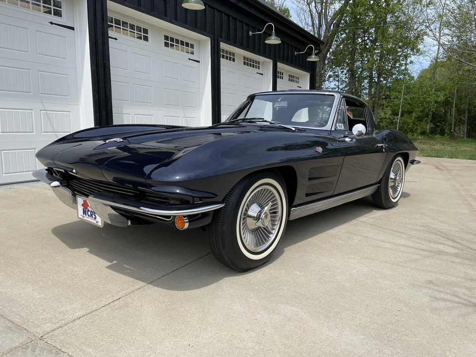 1963 Chevrolet Corvette C2 - Image 3 of 31
