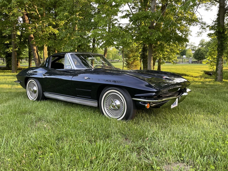 1963 Chevrolet Corvette C2 - Image 16 of 31