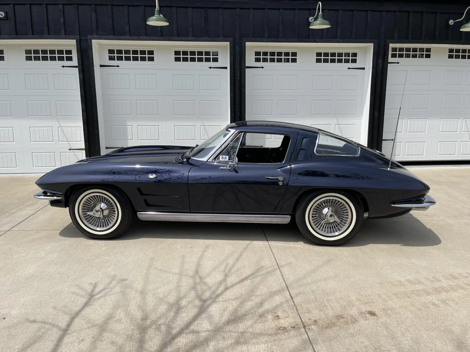1963 Chevrolet Corvette C2 - Image 5 of 31