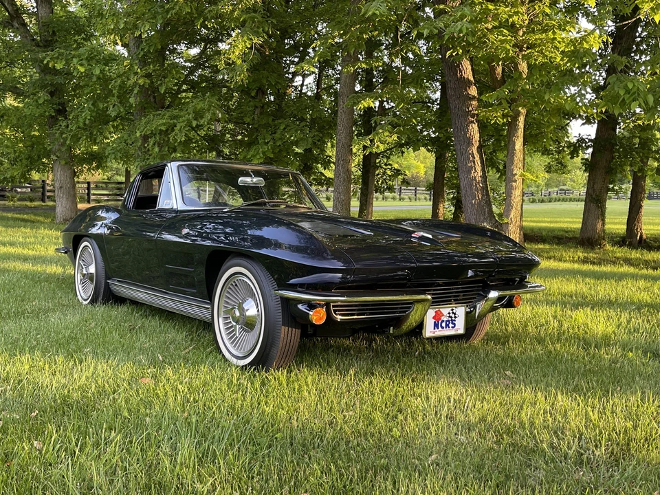 1963 Chevrolet Corvette C2 - Image 17 of 31