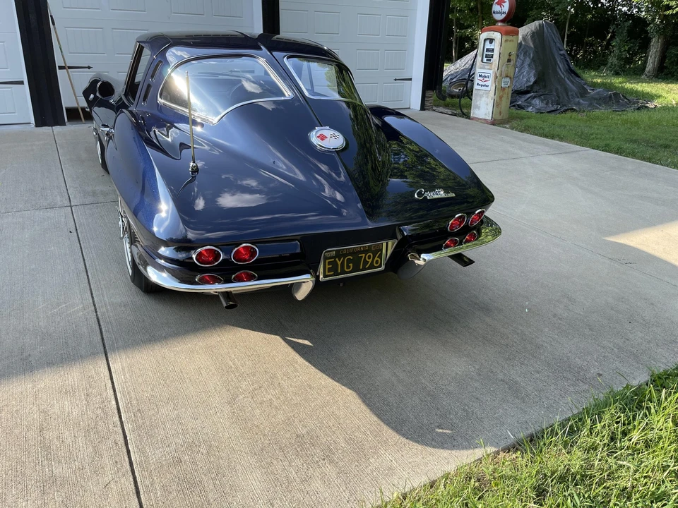 1963 Chevrolet Corvette C2 - Image 7 of 31