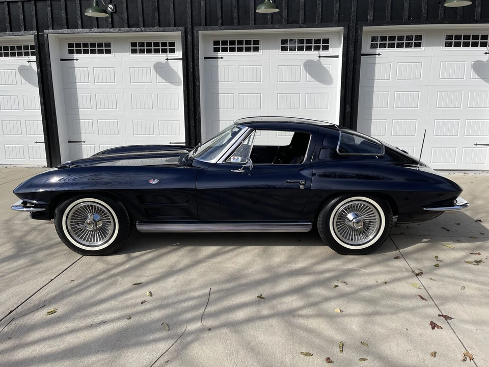1963 Chevrolet Corvette C2 - Image 4 of 31