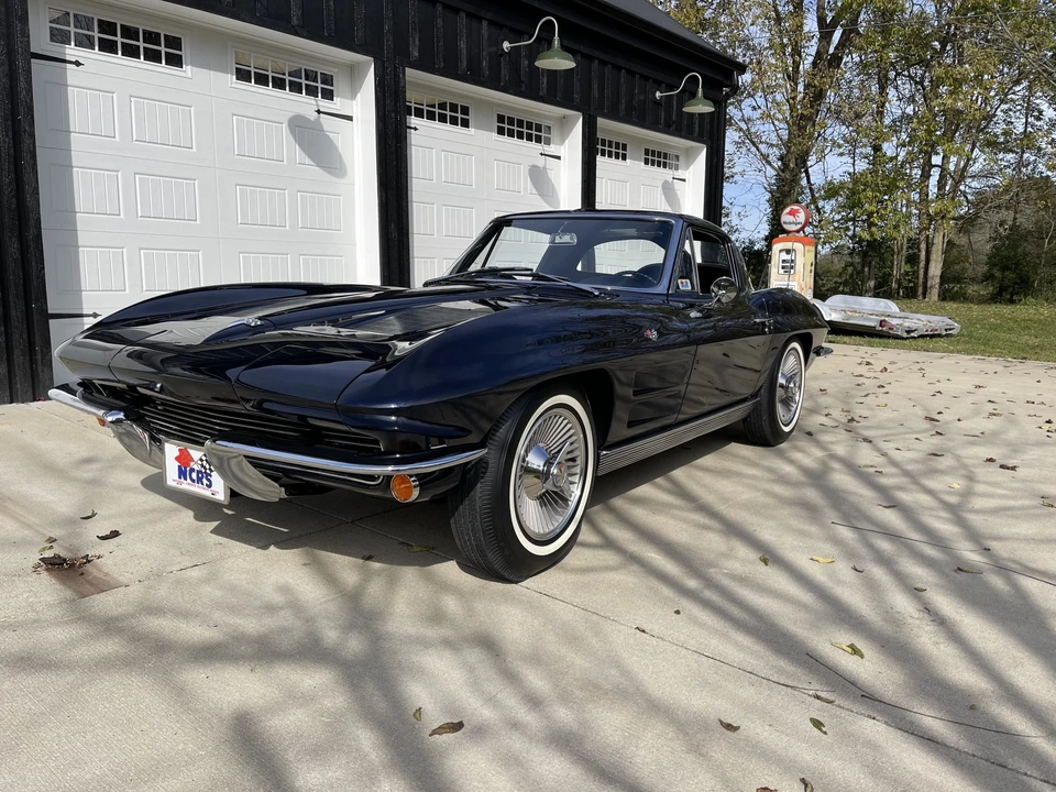 1963 Chevrolet Corvette C2 - Image 2 of 31