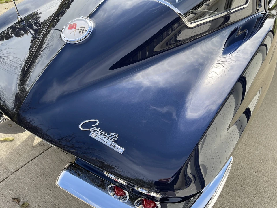 1963 Chevrolet Corvette C2 - Image 30 of 31