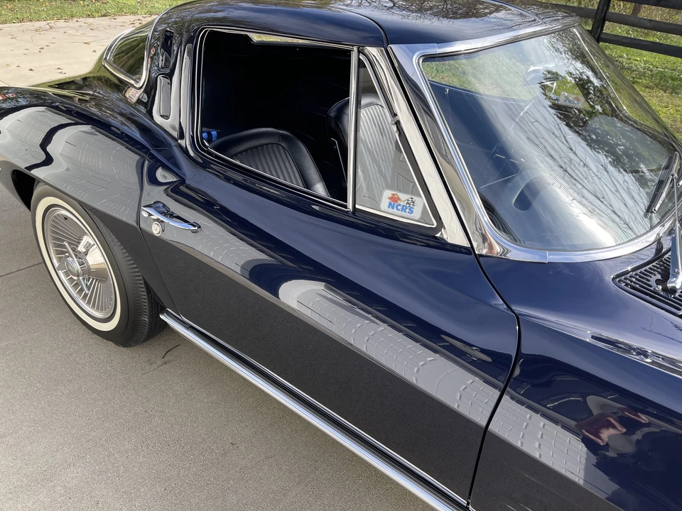 1963 Chevrolet Corvette C2 - Image 21 of 31