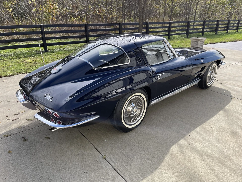 1963 Chevrolet Corvette C2 - Image 9 of 31