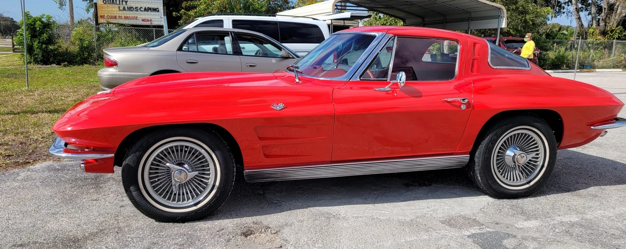 1963 Chevrolet Corvette C2 - Image 9 of 31