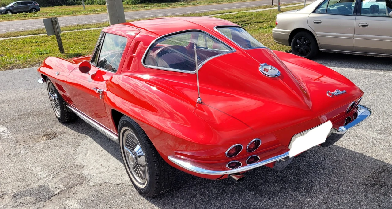 1963 Chevrolet Corvette C2 - Image 14 of 31