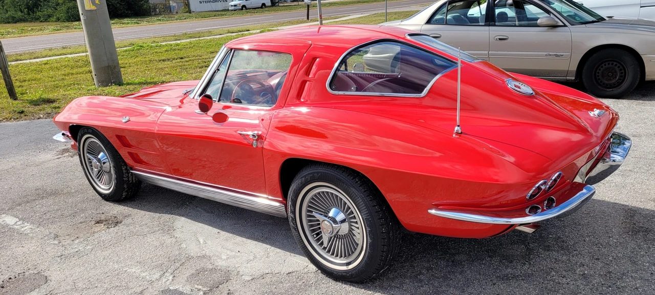 1963 Chevrolet Corvette C2 - Image 13 of 31