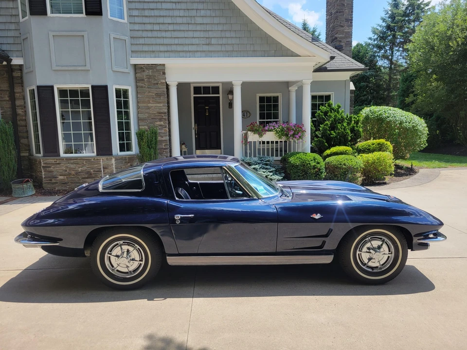 1963 Chevrolet Corvette C2 - Image 19 of 31