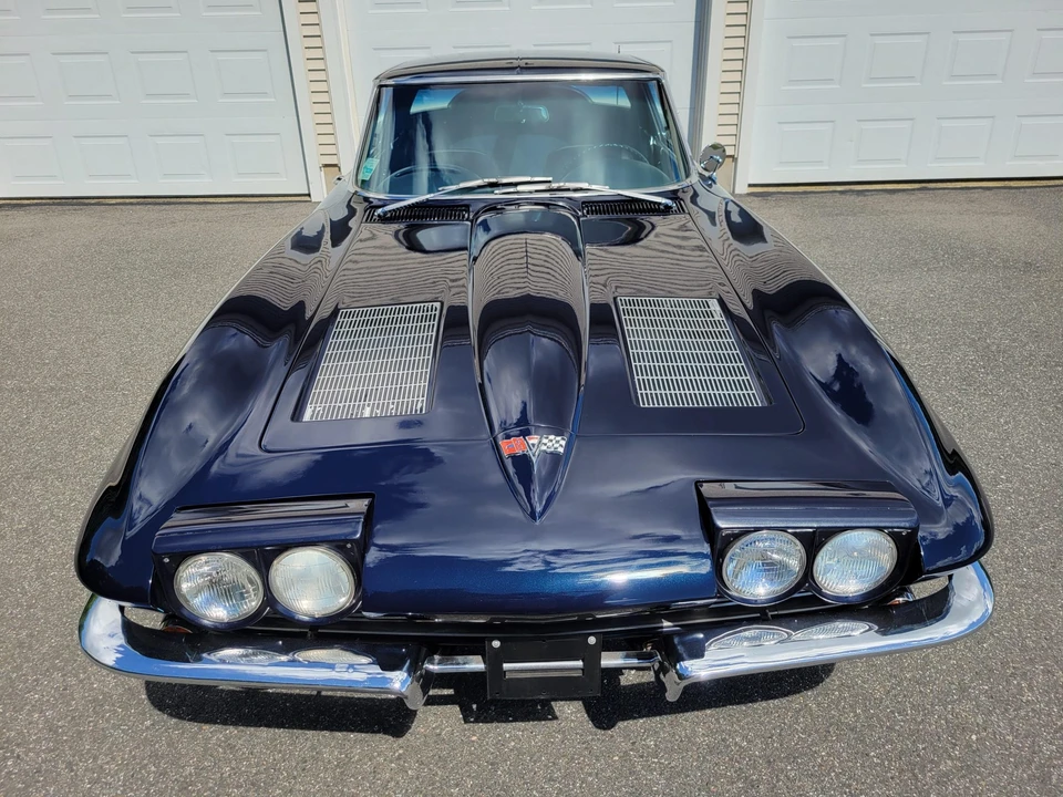 1963 Chevrolet Corvette C2 - Image 30 of 31