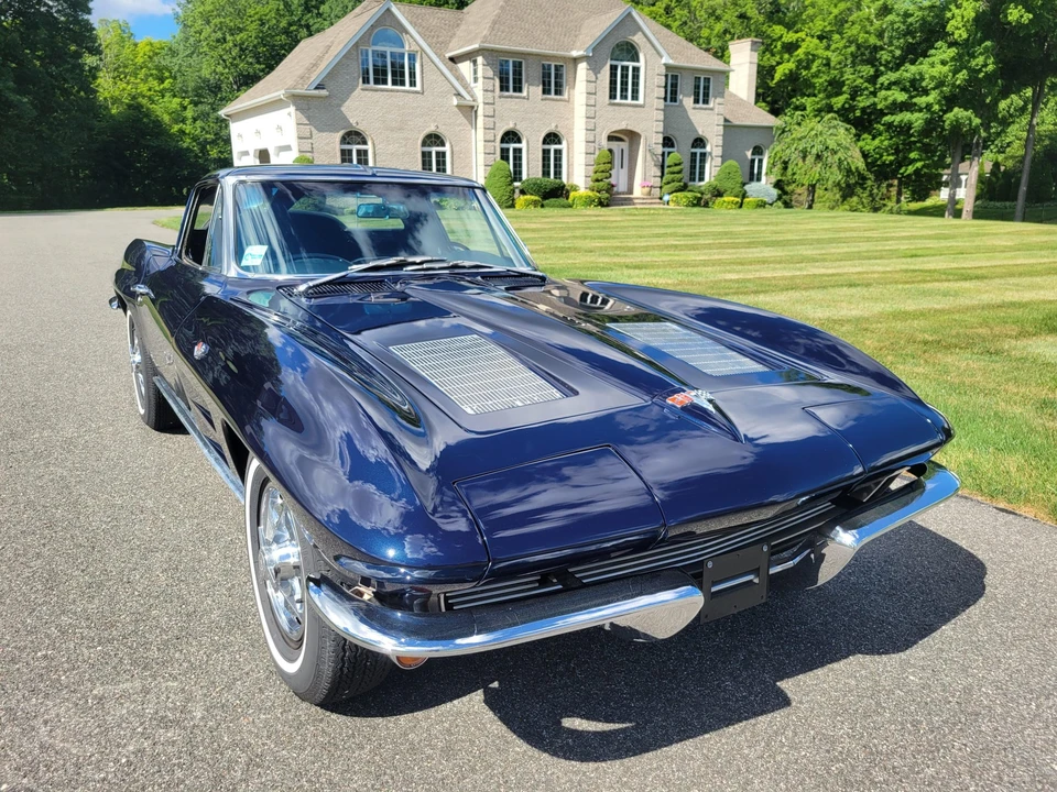 1963 Chevrolet Corvette C2 - Image 25 of 31