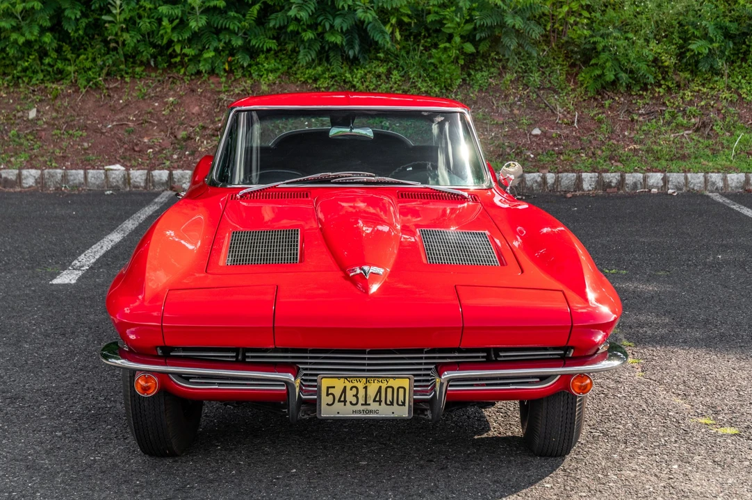 1963 Chevrolet Corvette C2 - Image 10 of 31