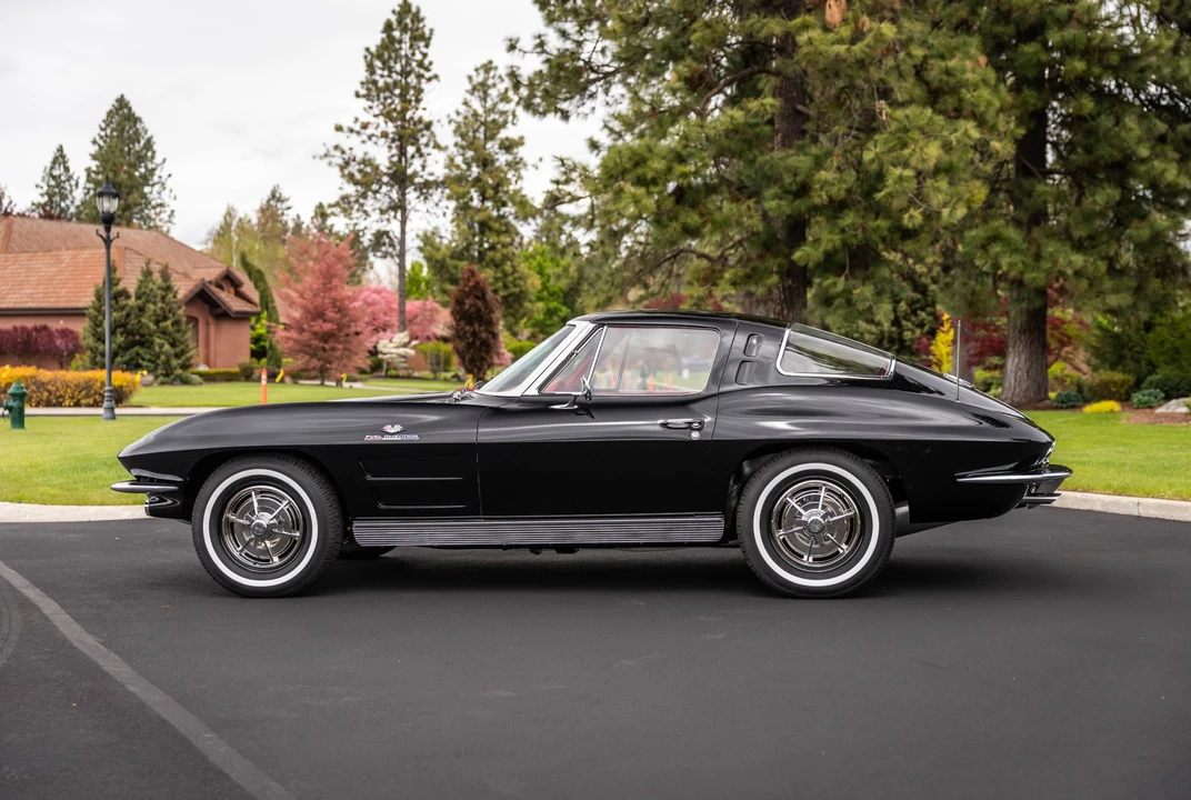 1963 Chevrolet Corvette C2 - Image 3 of 31