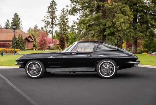 1963 Chevrolet Corvette C2 - Image 3 of 31