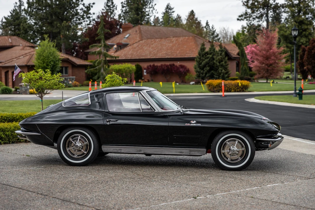 1963 Chevrolet Corvette C2 - Image 19 of 31