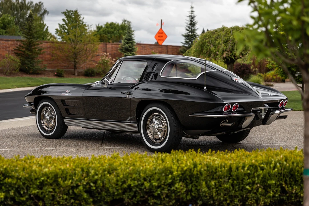 1963 Chevrolet Corvette C2 - Image 16 of 31