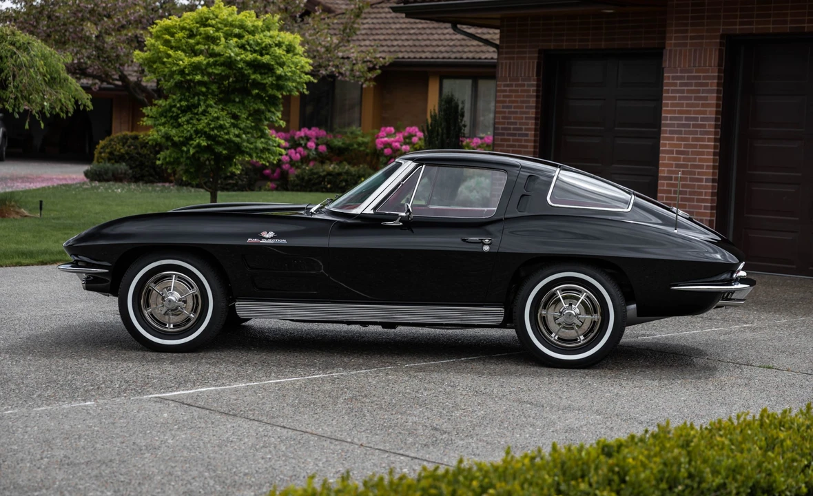 1963 Chevrolet Corvette C2 - Image 15 of 31