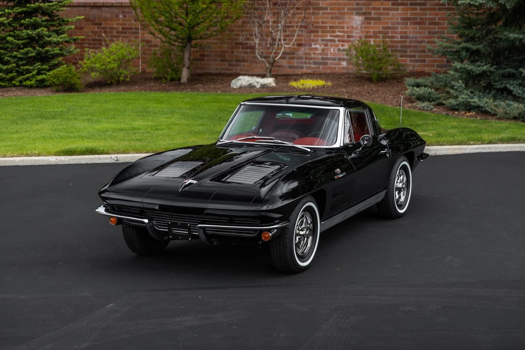 1963 Chevrolet Corvette C2 - Image 22 of 31