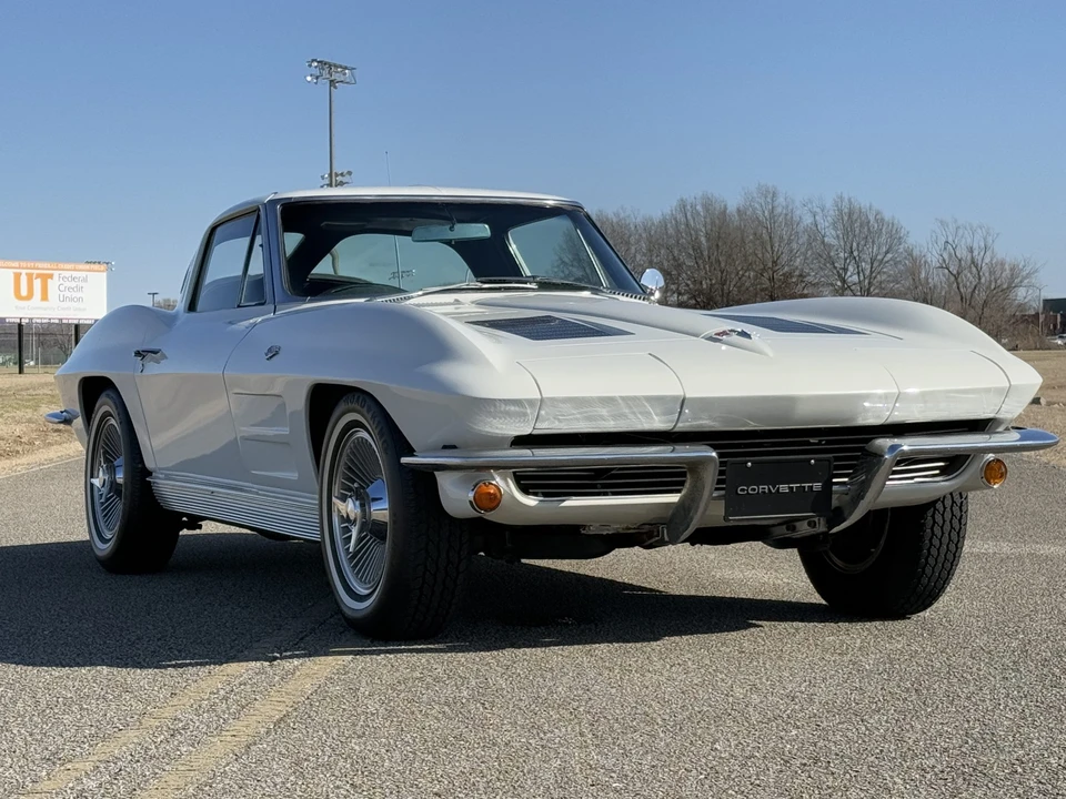 1963 Chevrolet Corvette C2 - Image 12 of 31