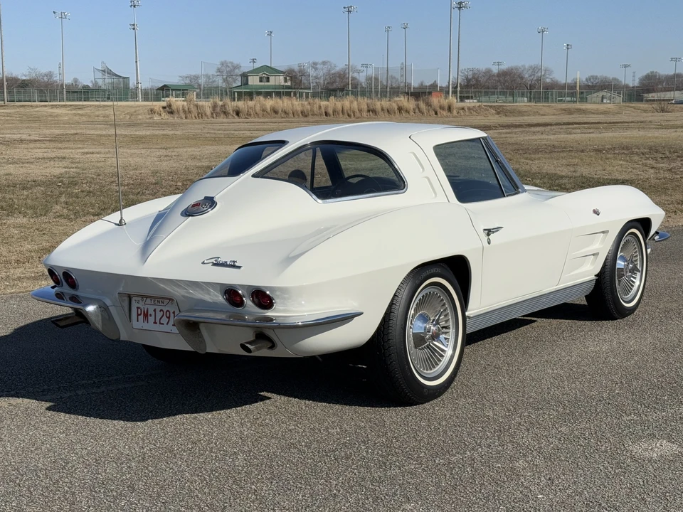 1963 Chevrolet Corvette C2 - Image 25 of 31