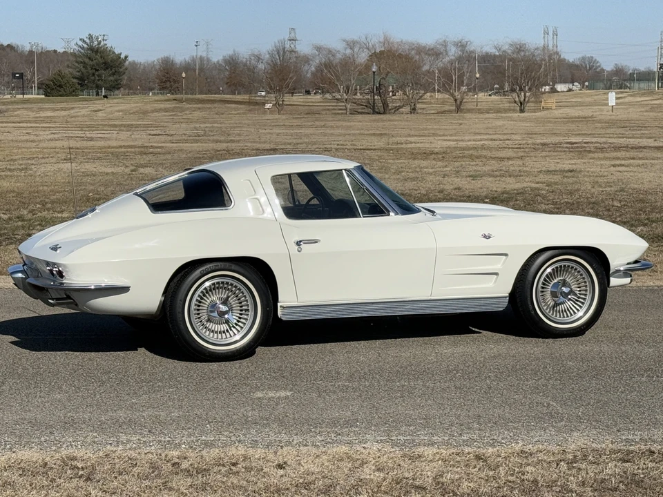 1963 Chevrolet Corvette C2 - Image 23 of 31
