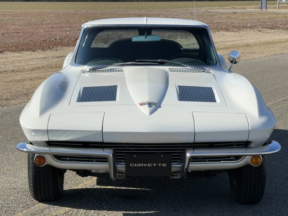 1963 Chevrolet Corvette C2 - Image 9 of 31