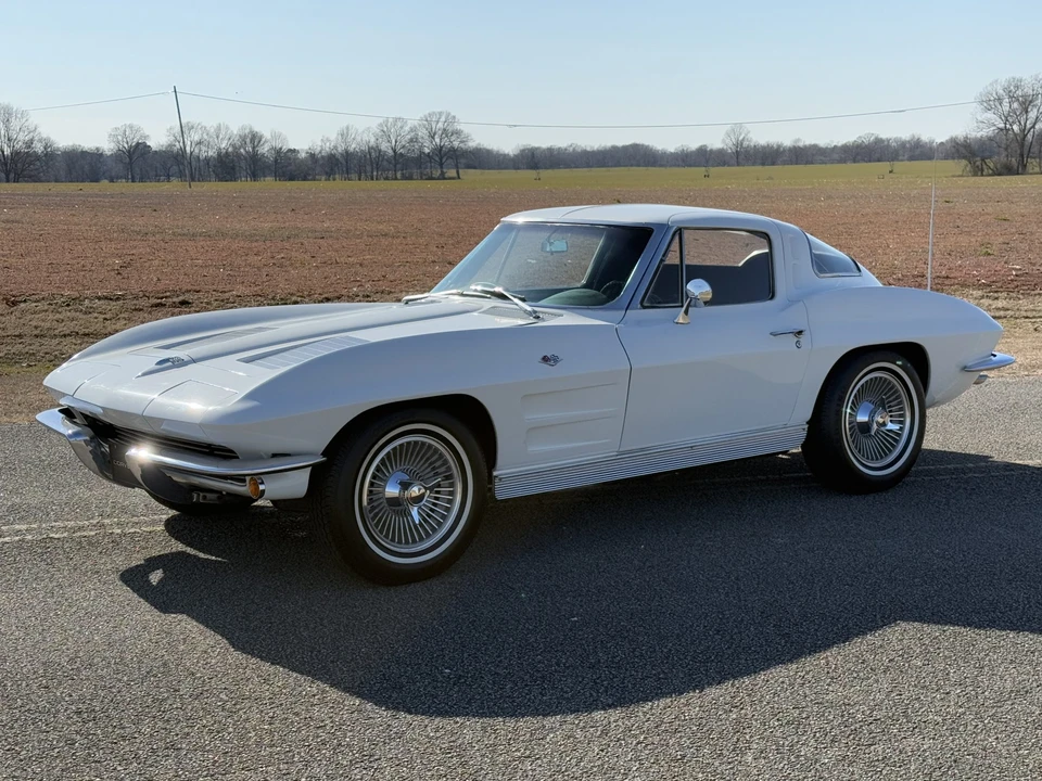 1963 Chevrolet Corvette C2 - Image 2 of 31