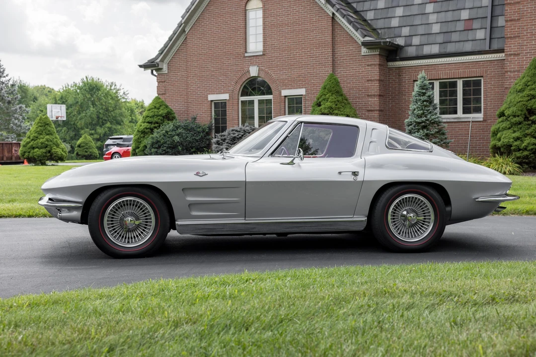 1963 Chevrolet Corvette C2 - Image 9 of 31