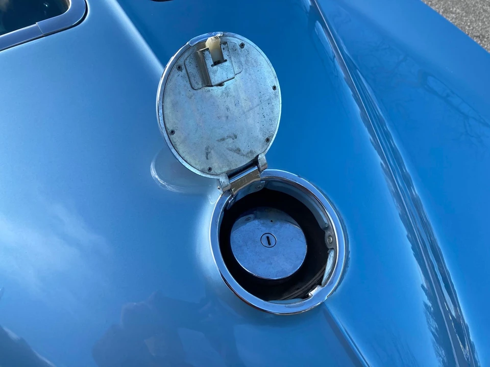 1963 Chevrolet Corvette C2 - Image 27 of 31