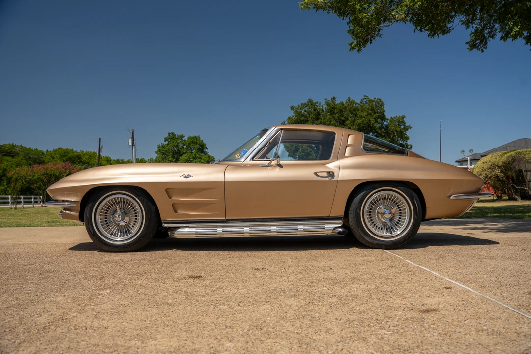 1963 Chevrolet Corvette C2 - Image 15 of 31