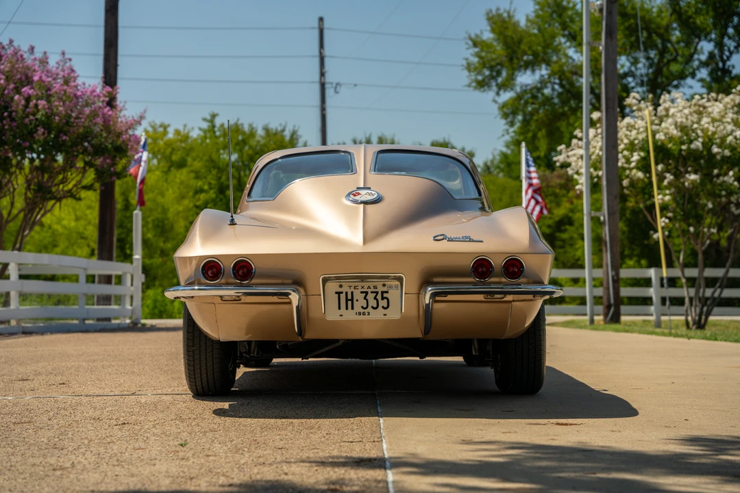 1963 Chevrolet Corvette C2 - Image 11 of 31