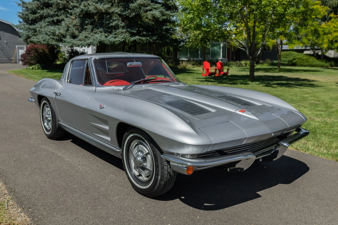1963 Chevrolet Corvette C2 - Image 8 of 31