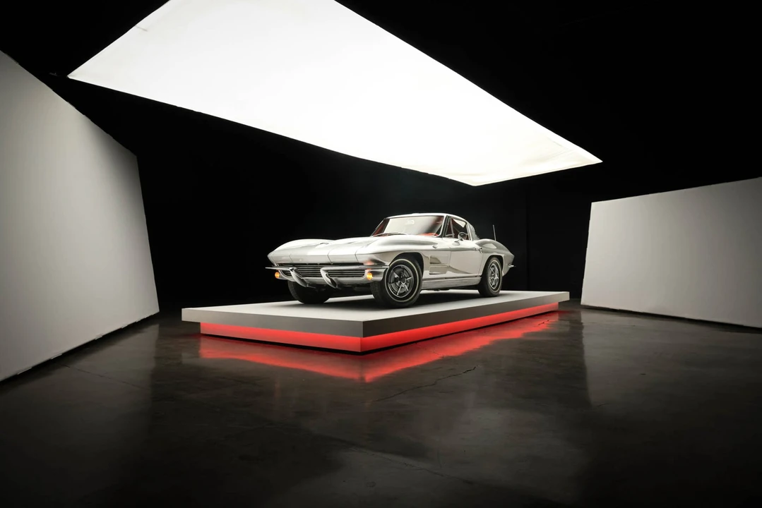 1963 Chevrolet Corvette C2 - Image 11 of 31