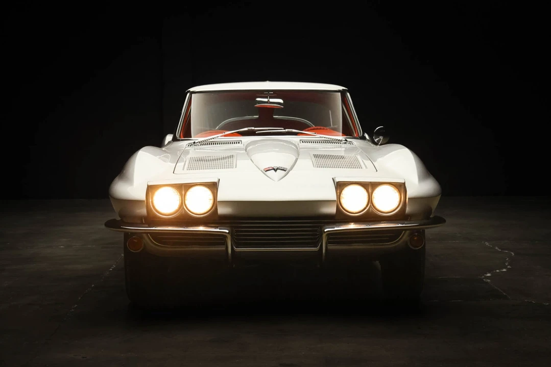 1963 Chevrolet Corvette C2 - Image 23 of 31