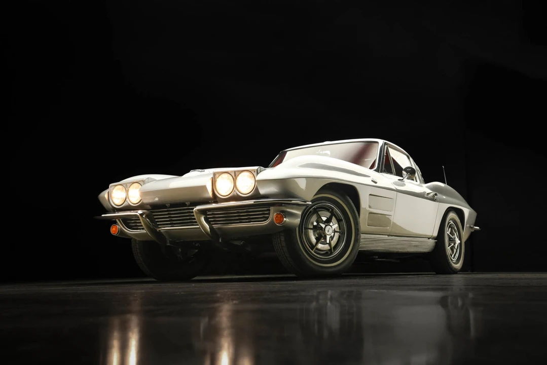 1963 Chevrolet Corvette C2 - Image 17 of 31