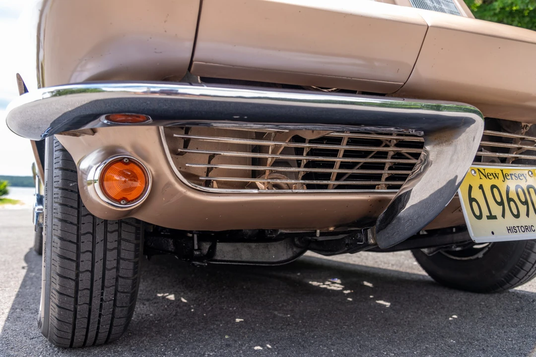 1963 Chevrolet Corvette C2 - Image 19 of 31