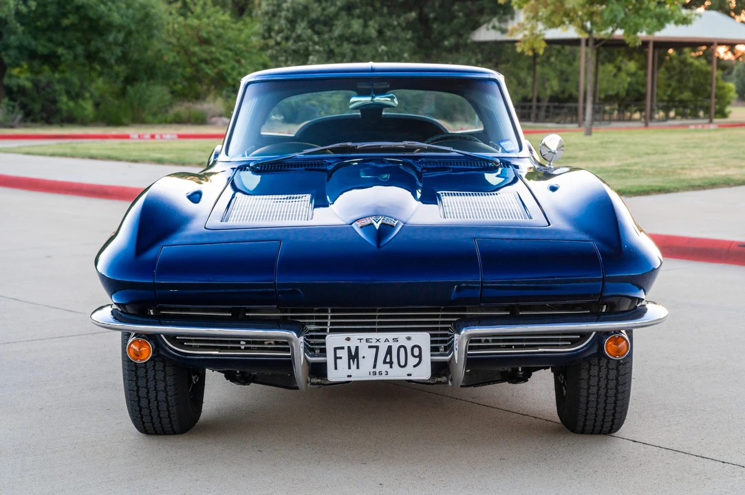 1963 Chevrolet Corvette C2 - Image 3 of 31