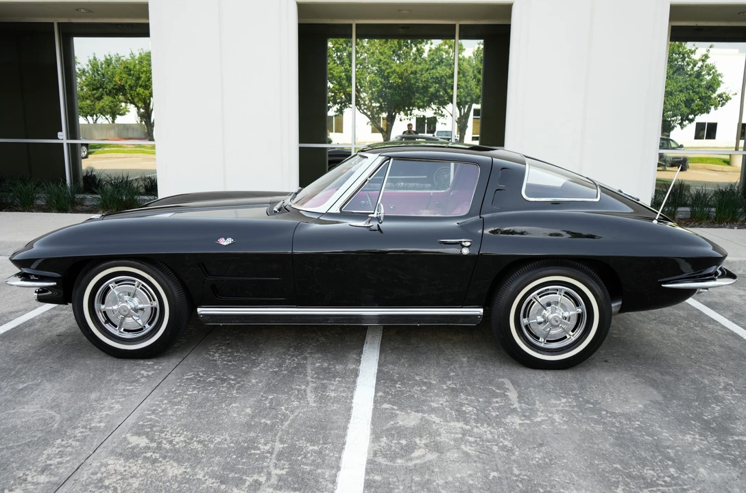 1963 Chevrolet Corvette C2 - Image 12 of 31