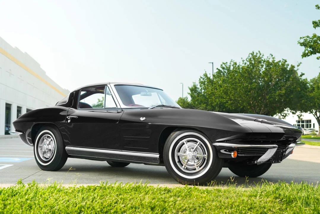 1963 Chevrolet Corvette C2 - Image 23 of 31